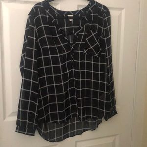 Merona black and white blouse